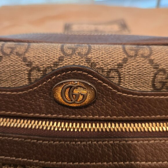 Gucci GG Supreme Monogram crossbody (small) - Picture 5 of 14
